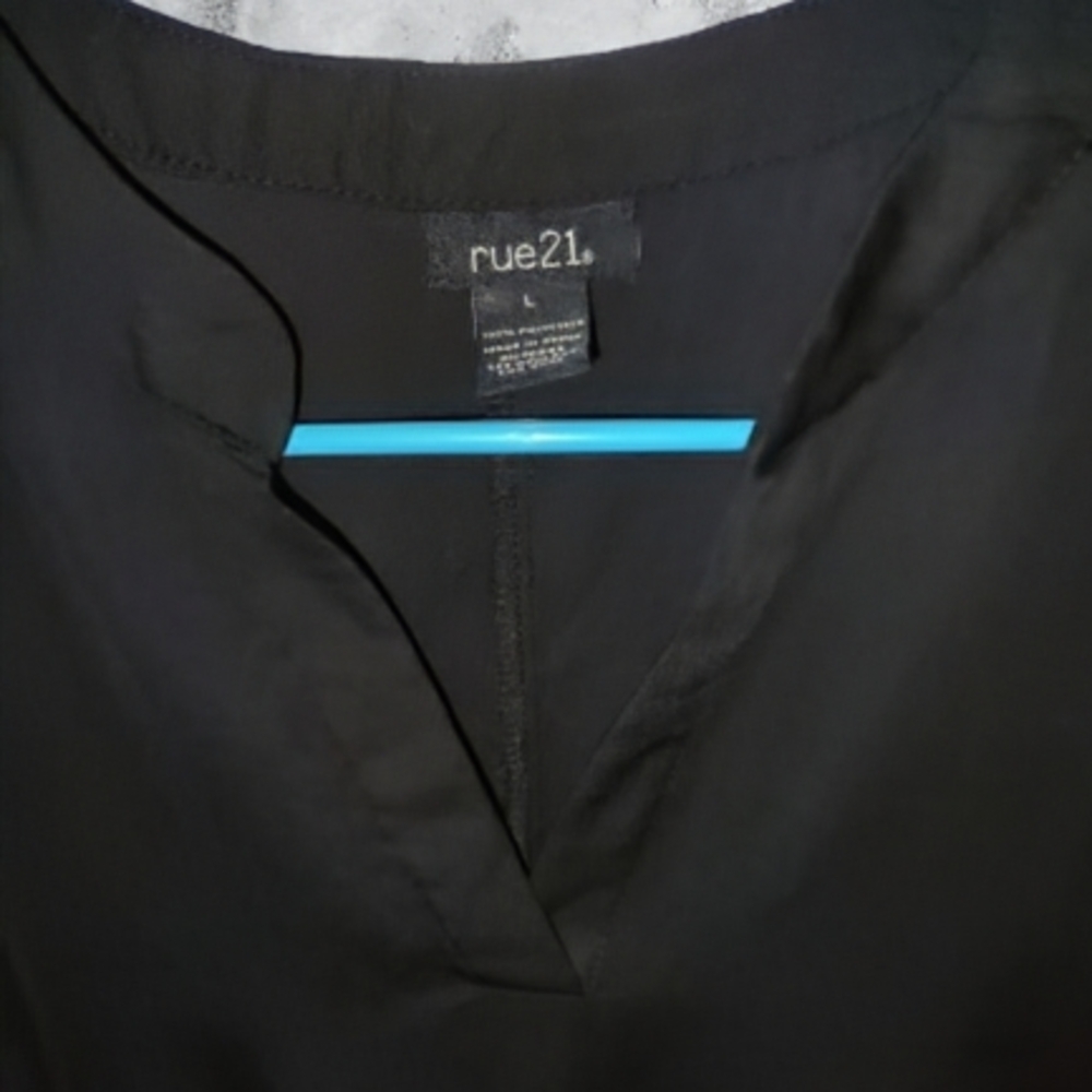 Rue21 Elegant Black Top